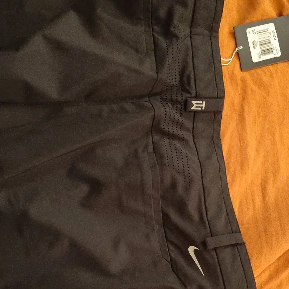 Nike Men's Black Dress Pants - Picture 4 of 4